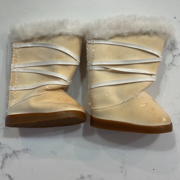 VINTAGE American Girl Doll Winter White Outfit RETIRED - Picture 9 of 12